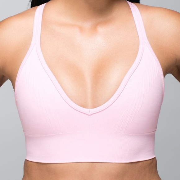 lululemon athletica Other - Lululemon Seamlessly Plunge Bra